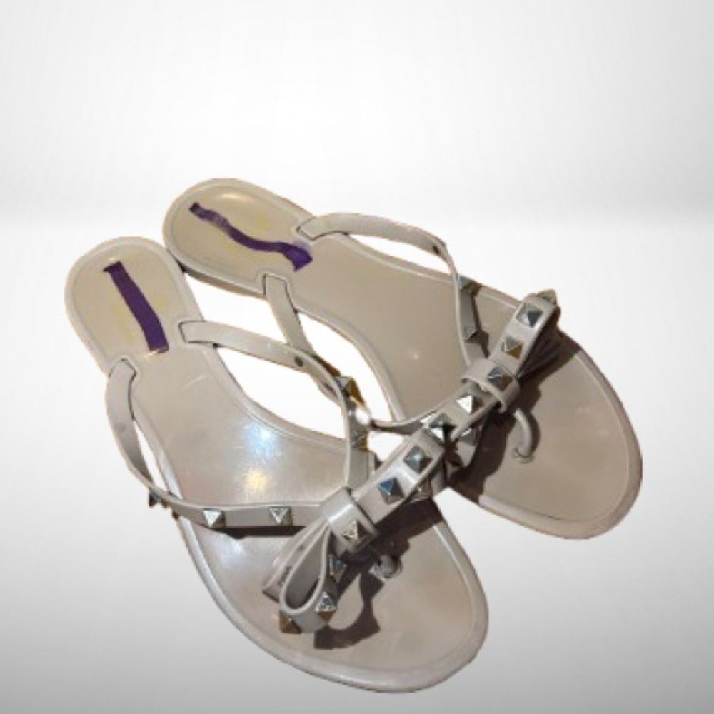 Defective VALENTINO GARAVANI Rockstud‎ rubber sandals Poudre Size 39 (u.s. 8.5)